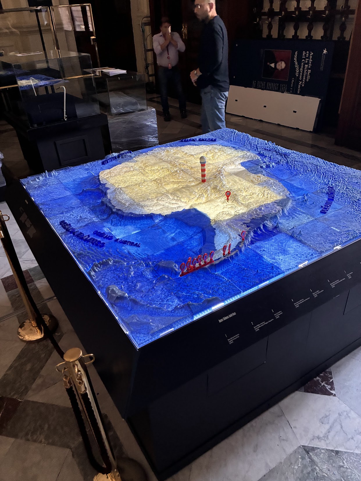 Conciencia Antártica: reciclaje, ciencia y cultura desde Chile al fin del mundo